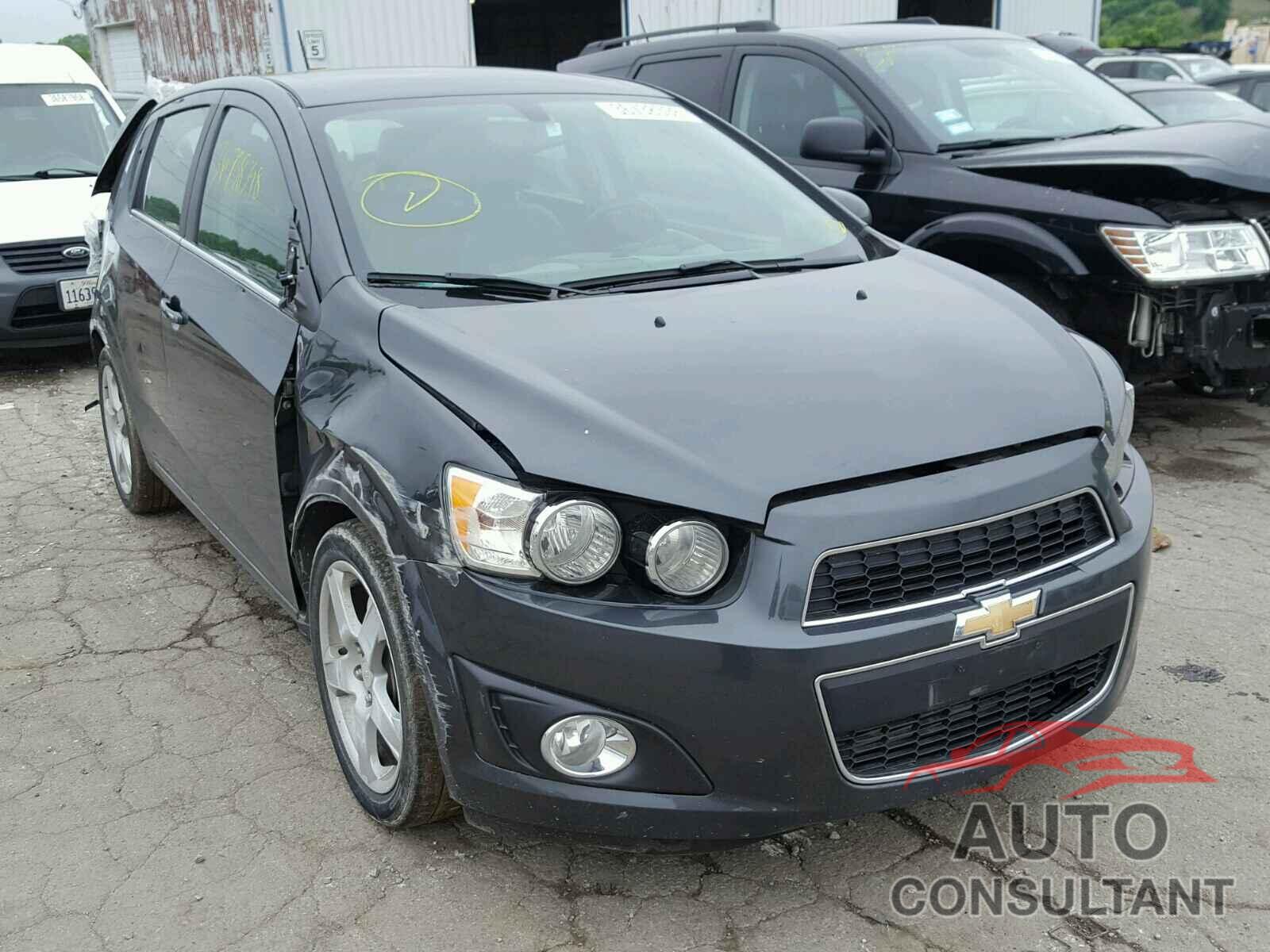 CHEVROLET SONIC 2016 - 1G1JE6SB0G4143842