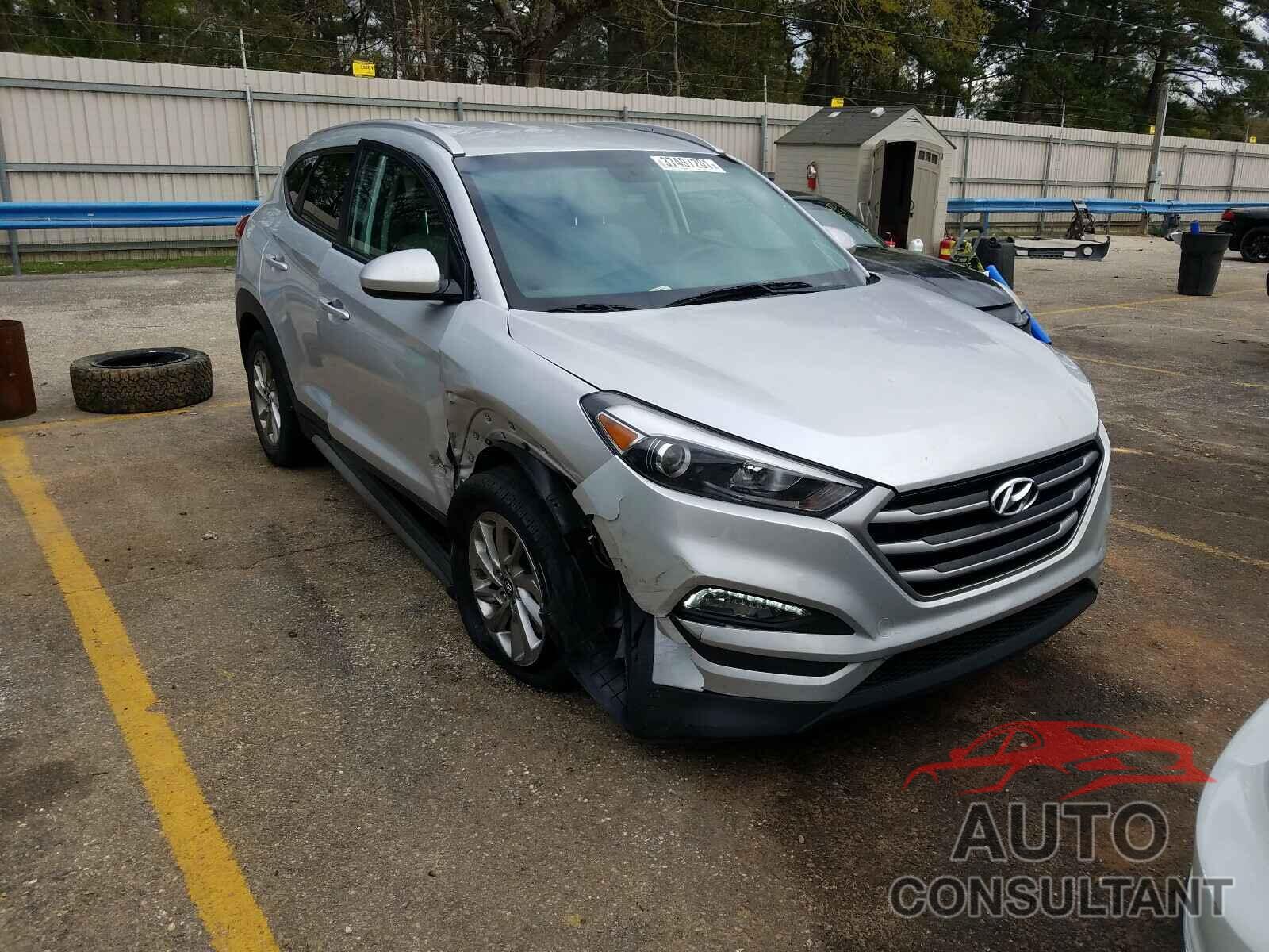 HYUNDAI TUCSON 2018 - KM8J33A40JU601820
