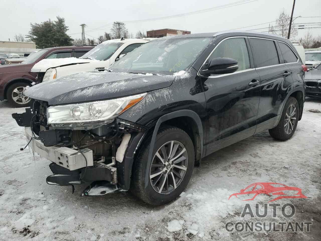 TOYOTA HIGHLANDER 2018 - 5TDJZRFH4JS815862