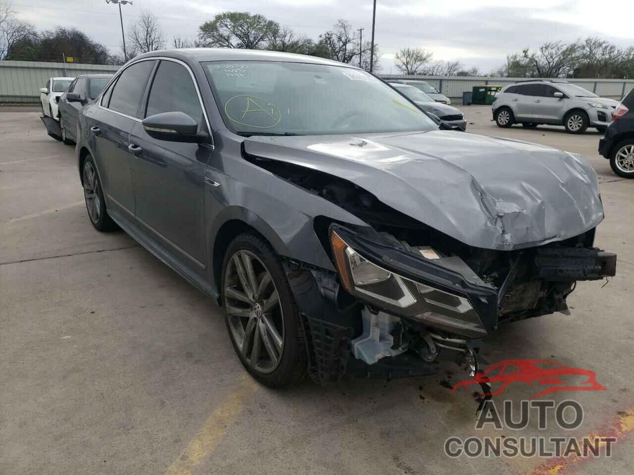 VOLKSWAGEN PASSAT 2017 - 1VWDT7A35HC018639