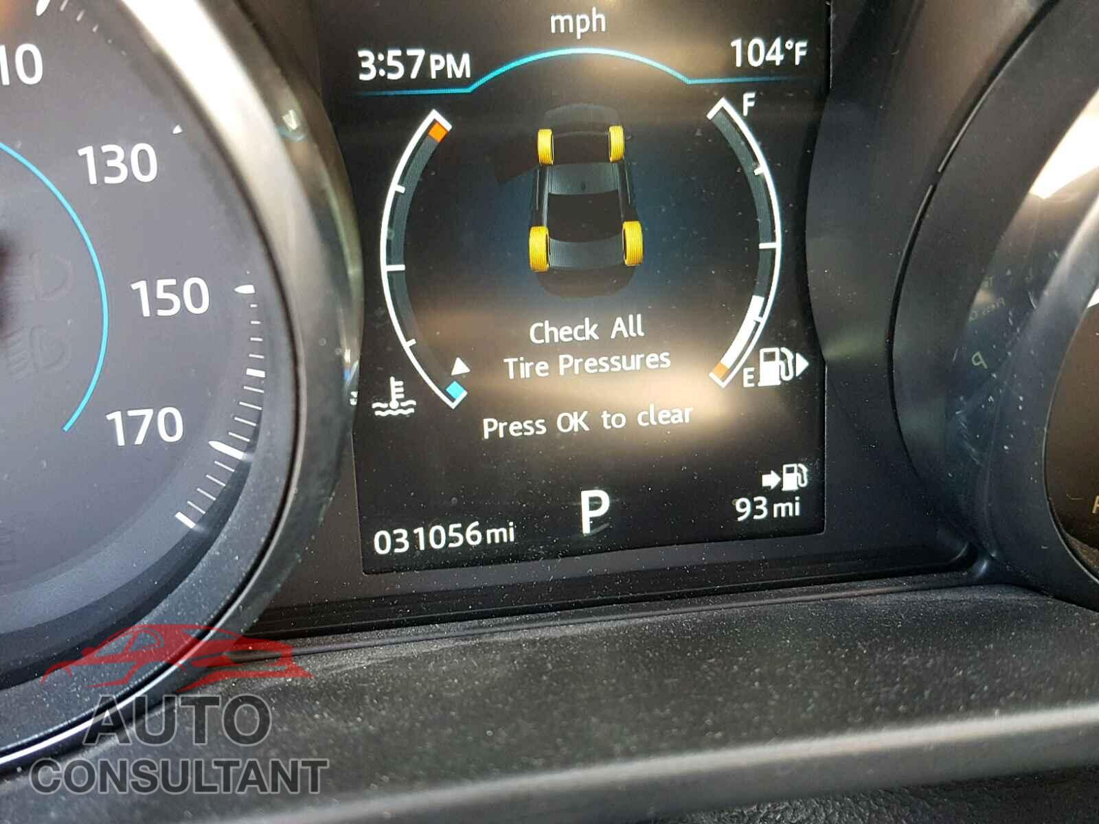 JAGUAR XF 2016 - SAJBL4BV9GCY12357