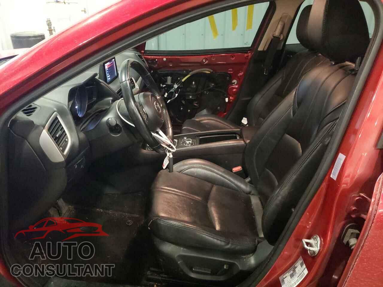 MAZDA 3 2018 - 3MZBN1V30JM204151