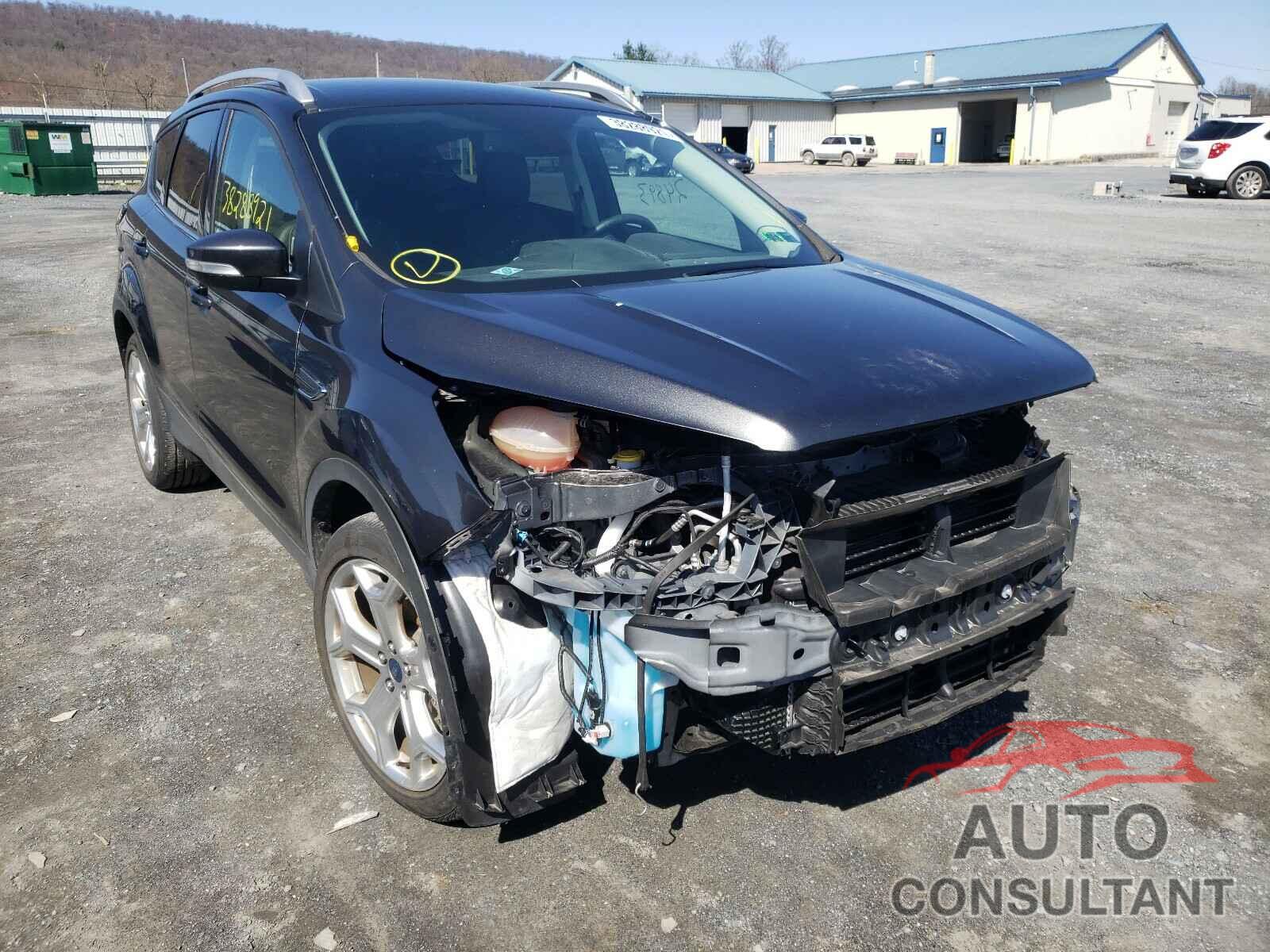 FORD ESCAPE 2019 - 1FMCU9J9XKUA37941