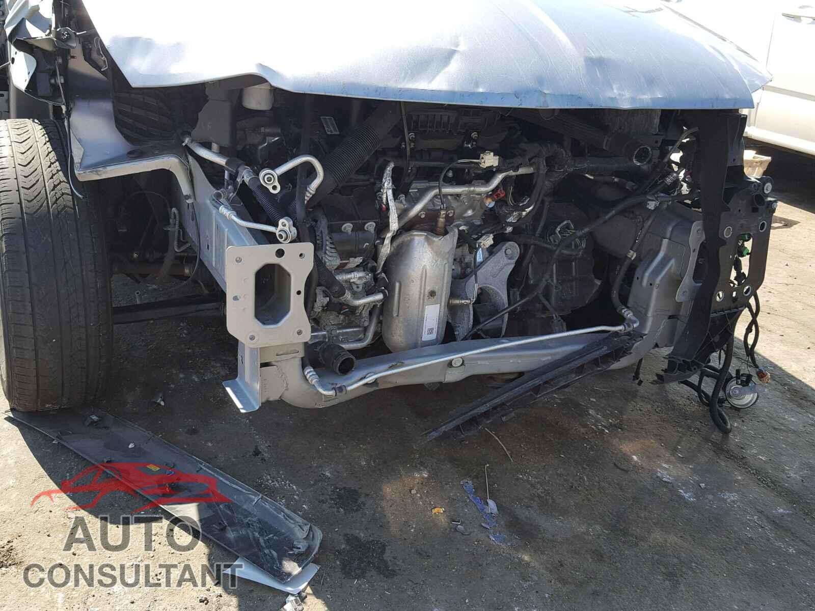 DODGE CARAVAN 2017 - 2C4RDGEG7HR765234