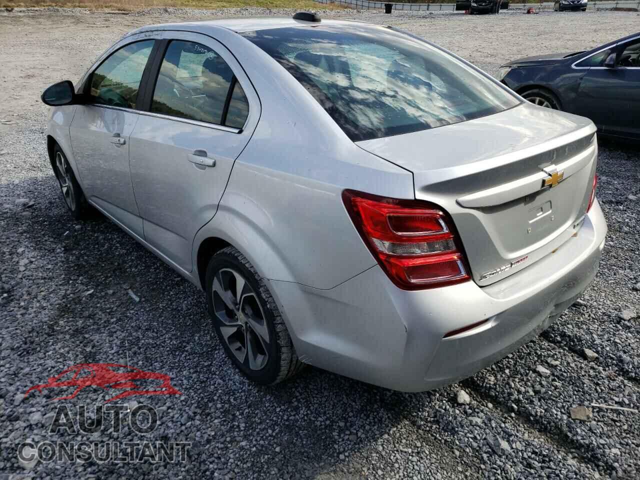 CHEVROLET SONIC 2017 - 1G1JF5SB2H4138702