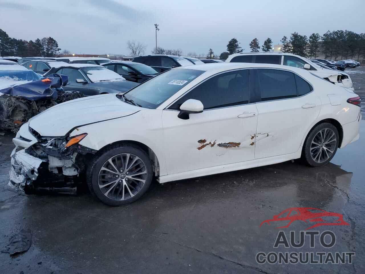 TOYOTA CAMRY 2018 - JTNB11HK8J3018226