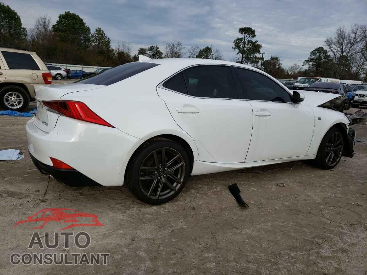 LEXUS IS 2018 - JTHC81D22J5033852