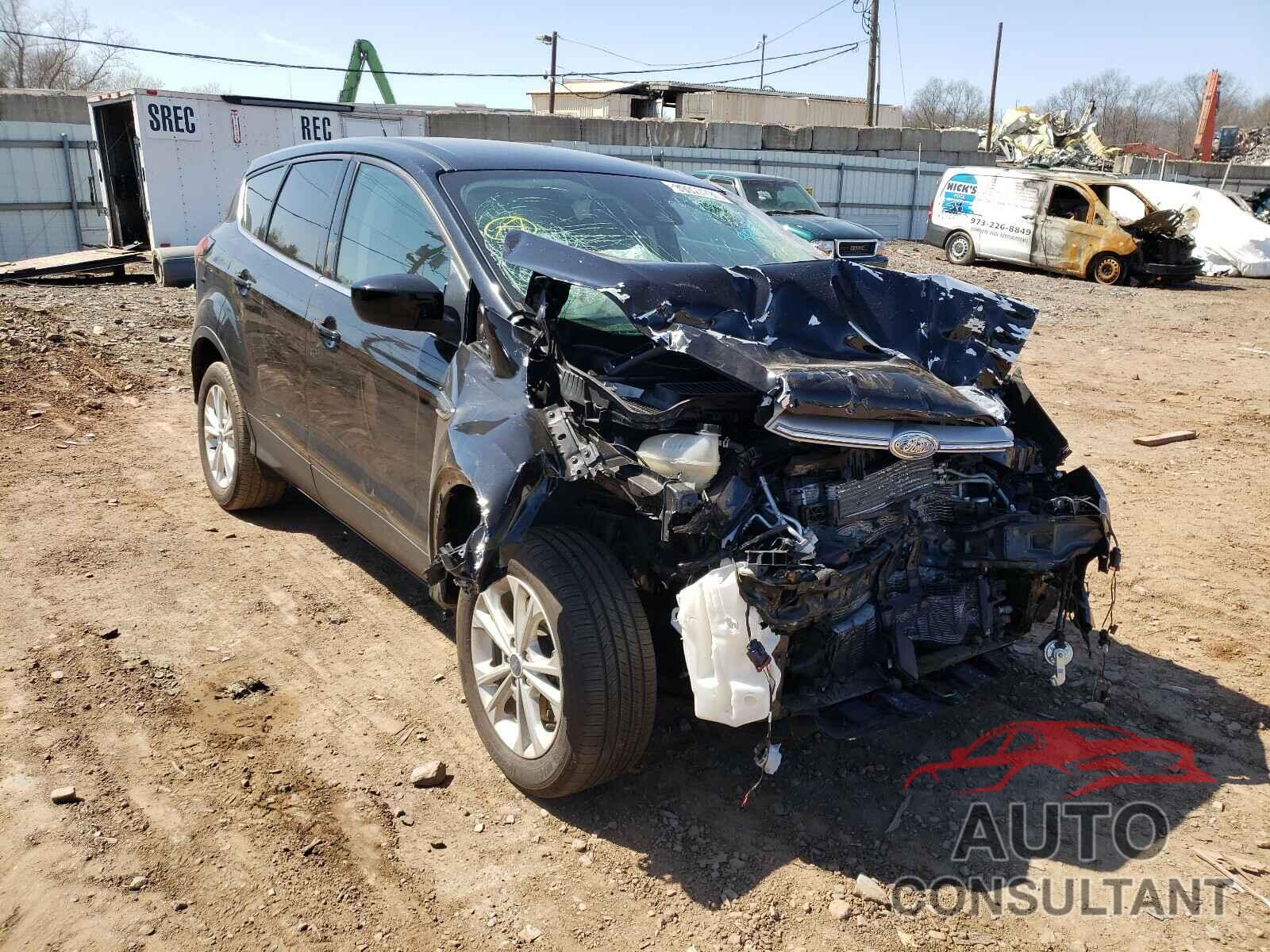 FORD ESCAPE 2019 - 1FMCU9GDXKUC18064