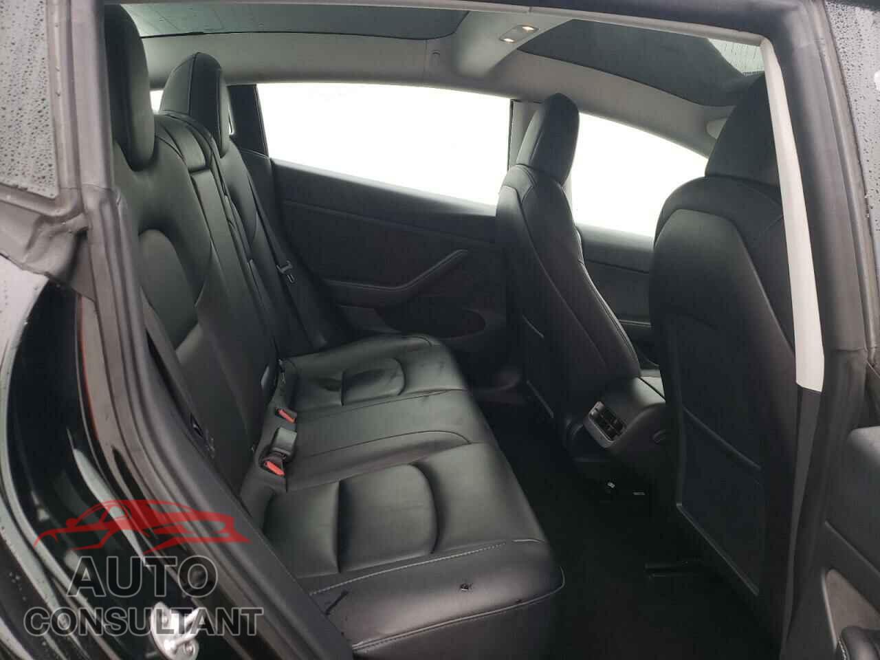TESLA MODEL 3 2022 - 5YJ3E1EA0NF370220