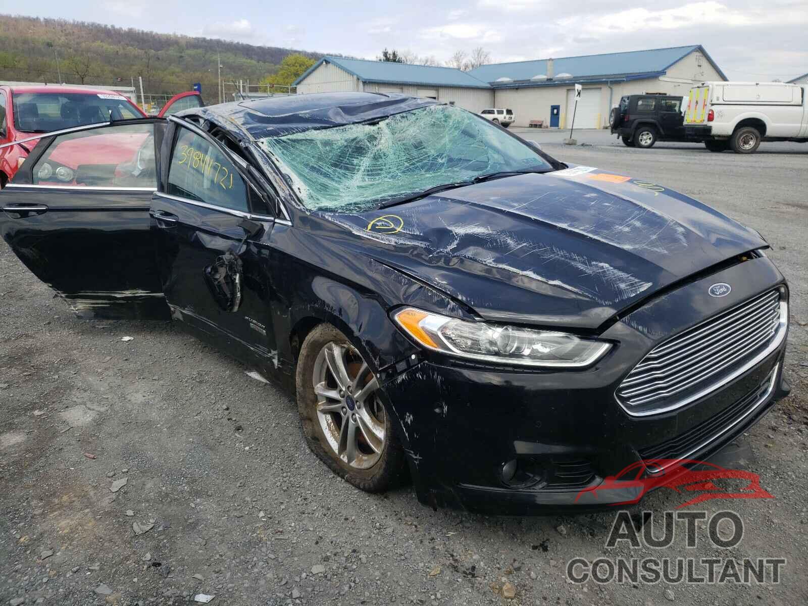 FORD FUSION 2016 - 3FA6P0SU8GR189311