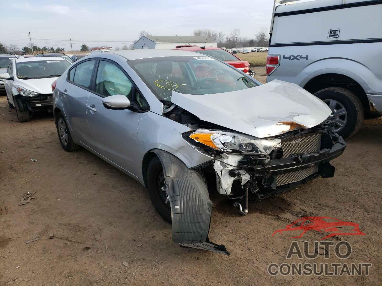 KIA FORTE 2016 - KNAFK4A6XG5468651