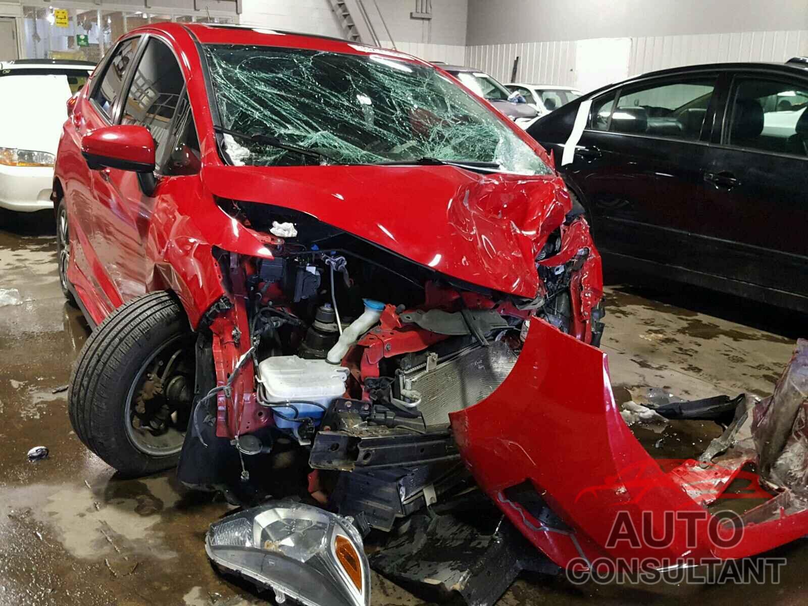 HONDA FIT 2015 - 3HGGK5G88FM708974