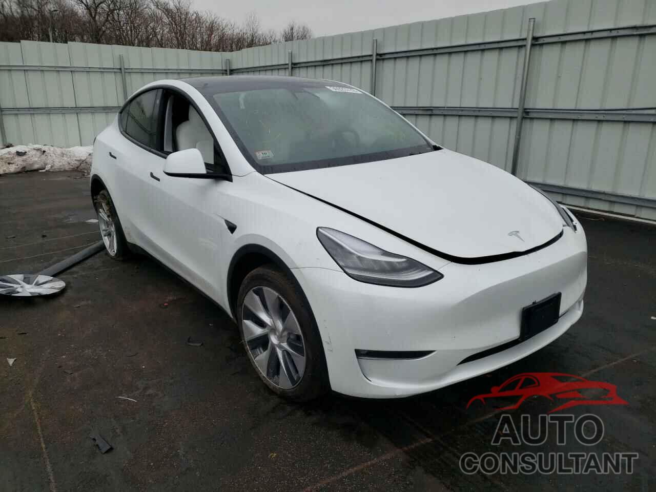 TESLA MODEL Y 2021 - 5YJYGDEE6MF271114