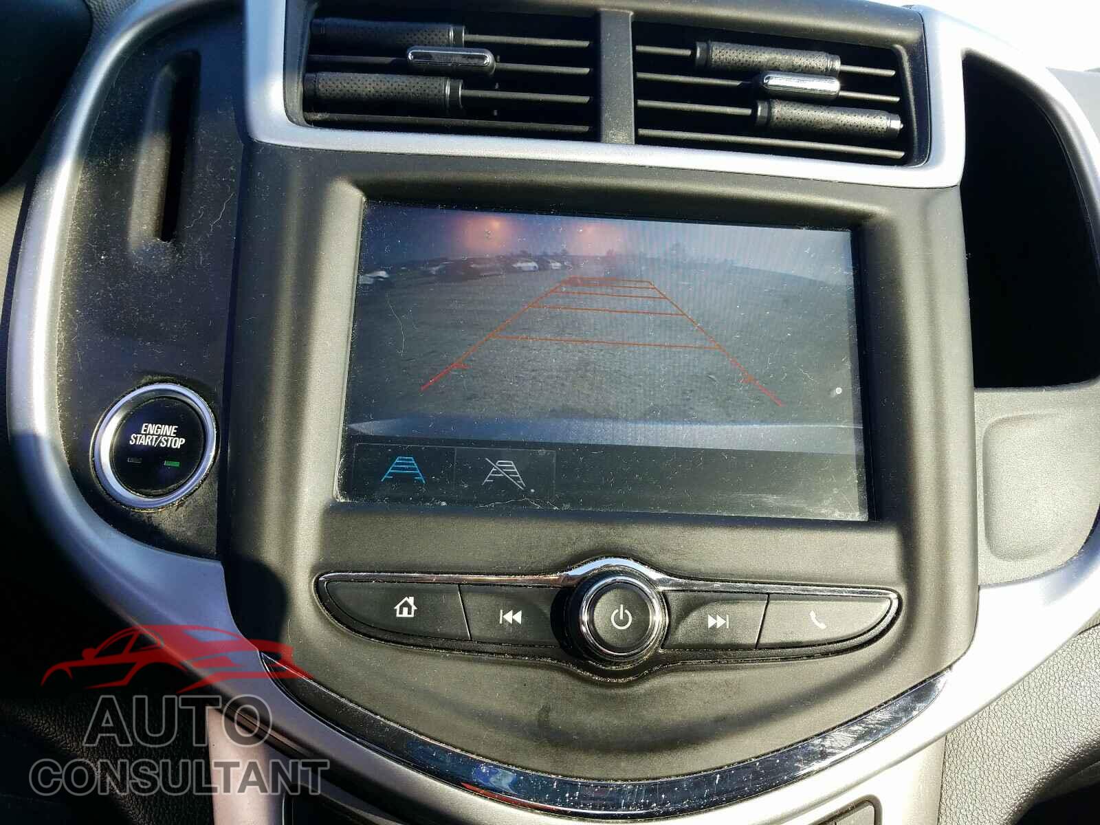 CHEVROLET SONIC 2017 - 1G1JD5SH0H4128258