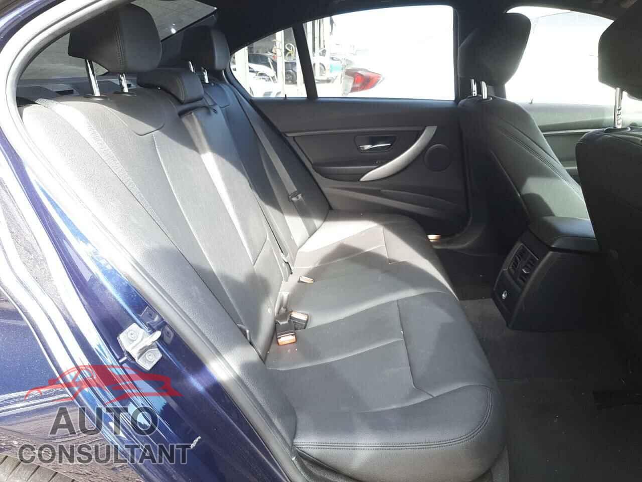 BMW 3 SERIES 2016 - WBA8E1G5XGNU10584