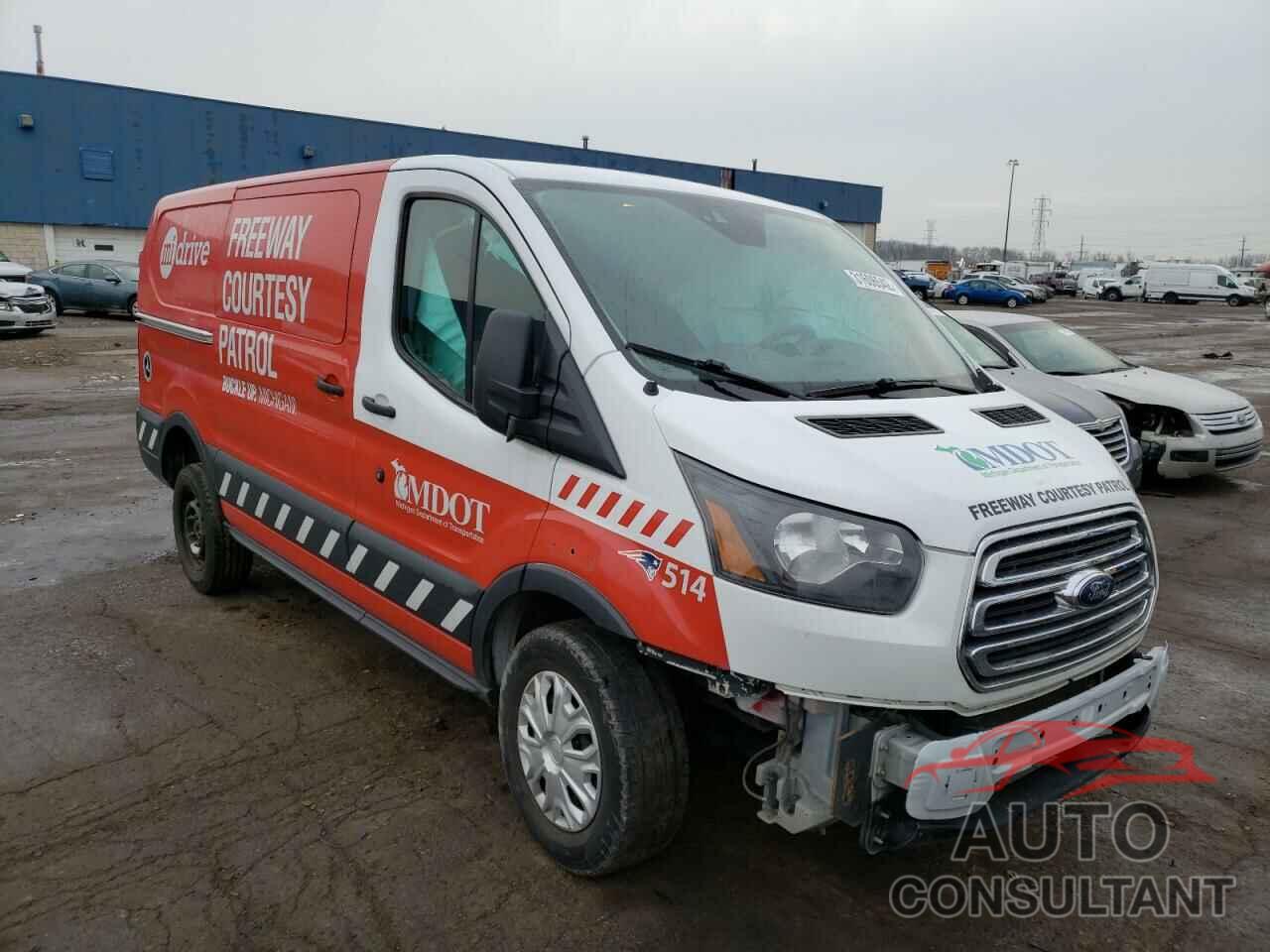 FORD TRANSIT CO 2018 - 1FTYR1YM8JKB38235