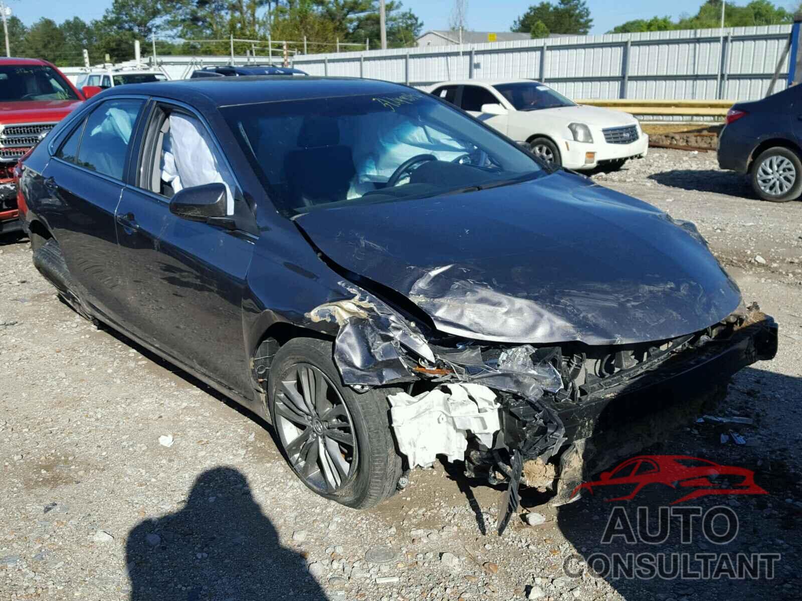 TOYOTA CAMRY 2015 - 5TDHBRCH4LS502059