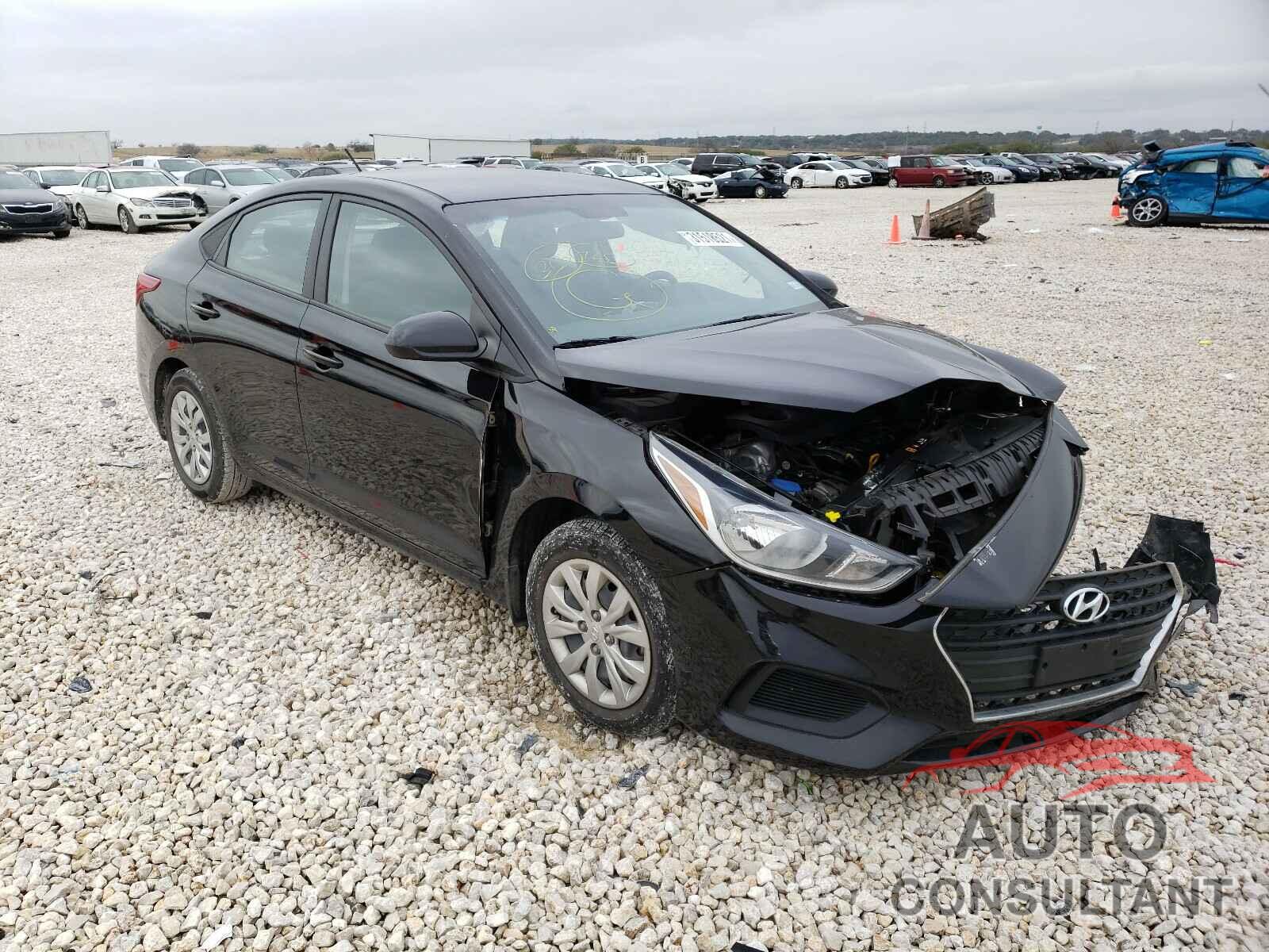 HYUNDAI ACCENT 2018 - 3KPC24A30JE032902