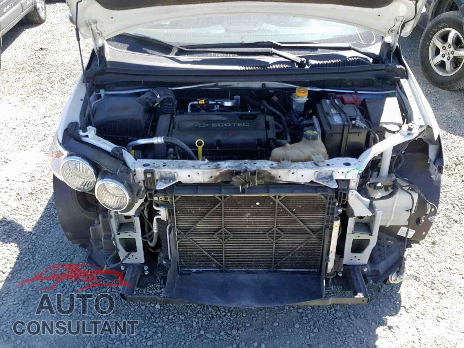 CHEVROLET SONIC 2012 - 2HGFC2F72HH577882