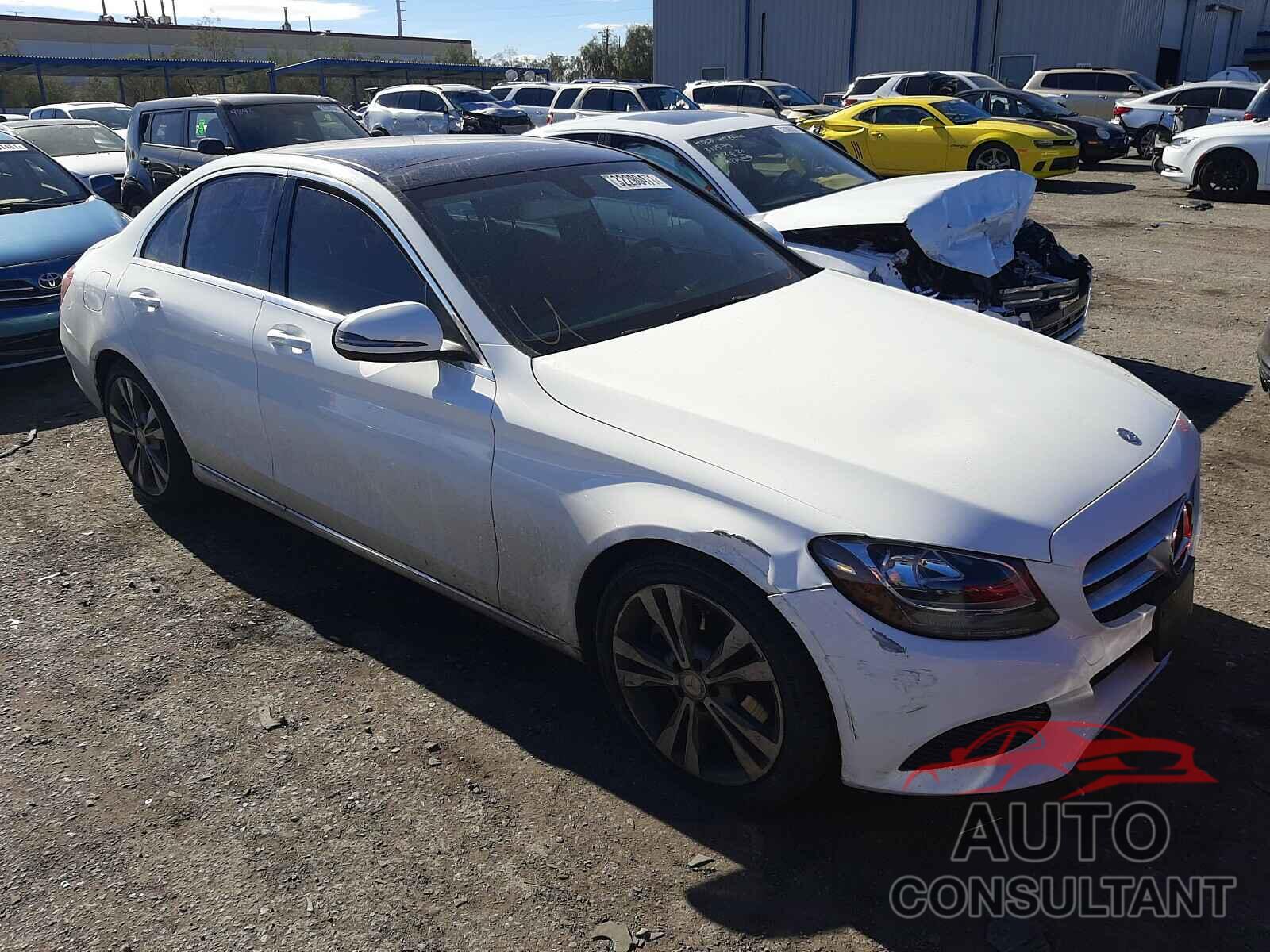 MERCEDES-BENZ C CLASS 2016 - 55SWF4JB8GU170827