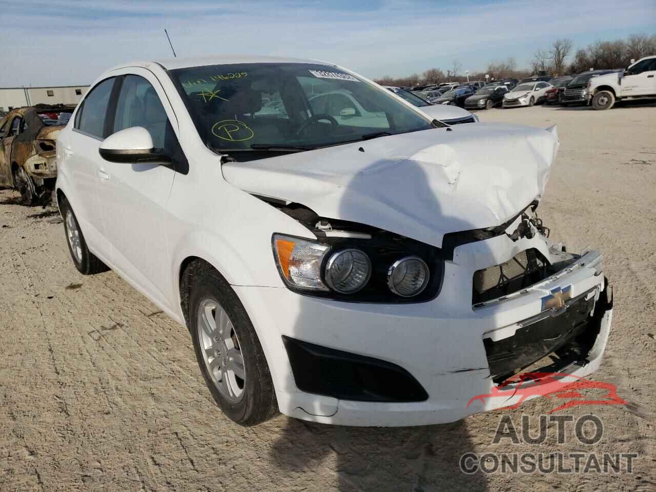 CHEVROLET SONIC 2015 - JF2SJADC4GH403931