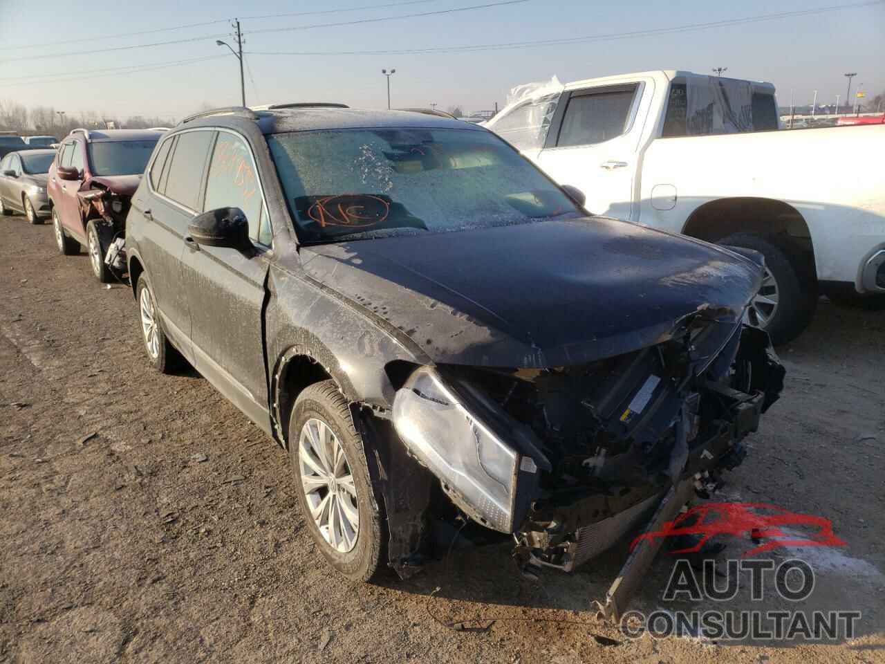 VOLKSWAGEN TIGUAN 2018 - 3VV2B7AX7JM075236