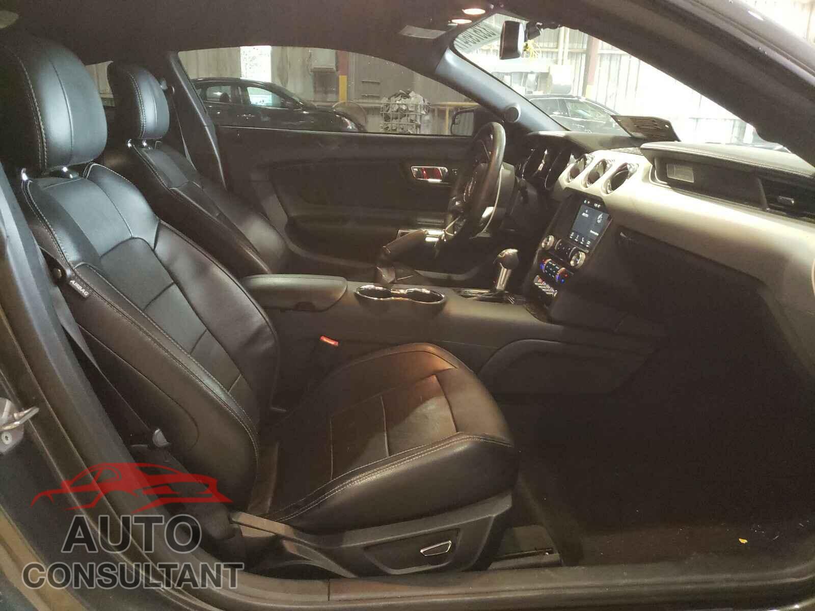 FORD MUSTANG 2017 - 1FA6P8TH3H5292429