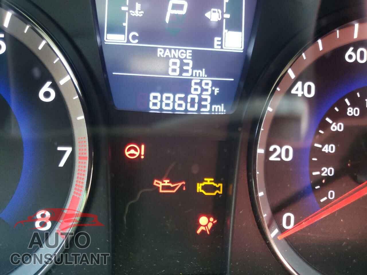 HYUNDAI ACCENT 2017 - KMHCT4AE9HU372247