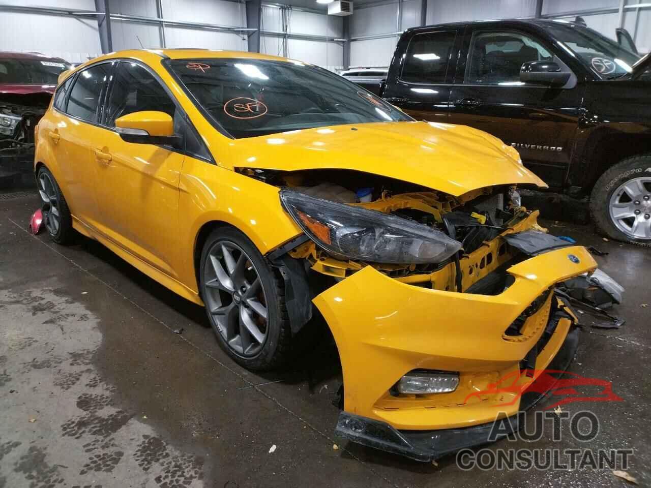 FORD FOCUS 2016 - 1FADP3L92GL361933