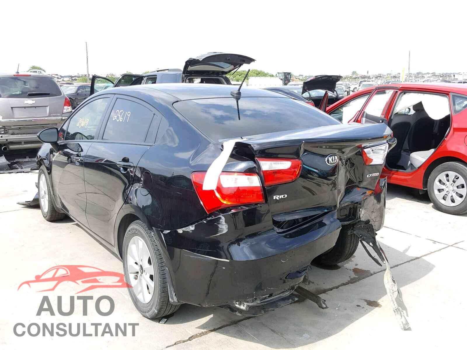 KIA RIO 2016 - KNADN4A39G6665924
