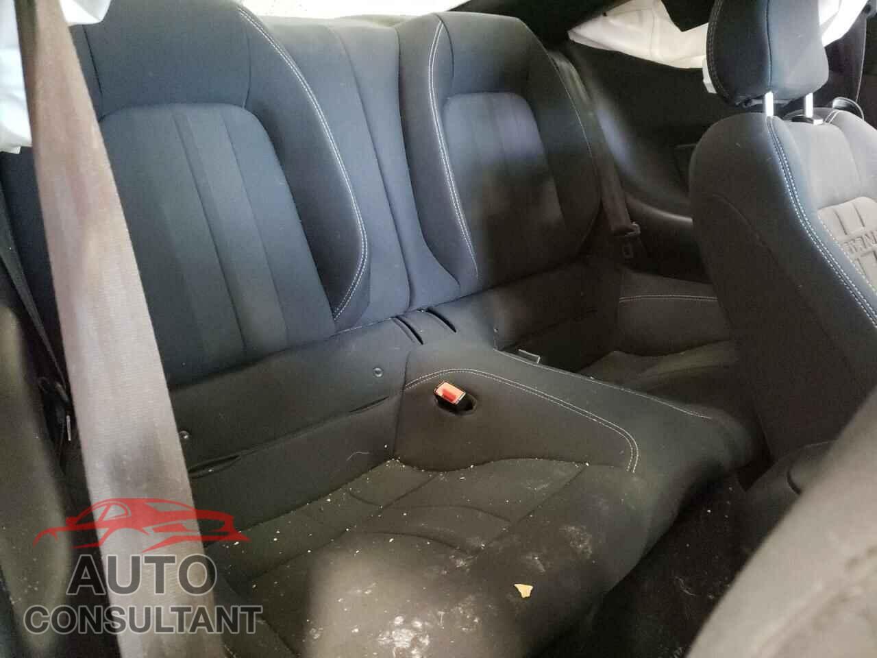 FORD MUSTANG 2020 - 1FA6P8TH7L5103807