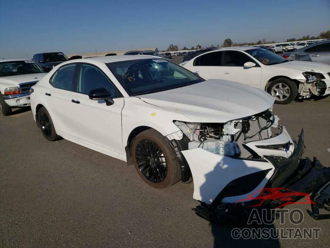 TOYOTA CAMRY 2021 - 4T1G11AKXMU494704