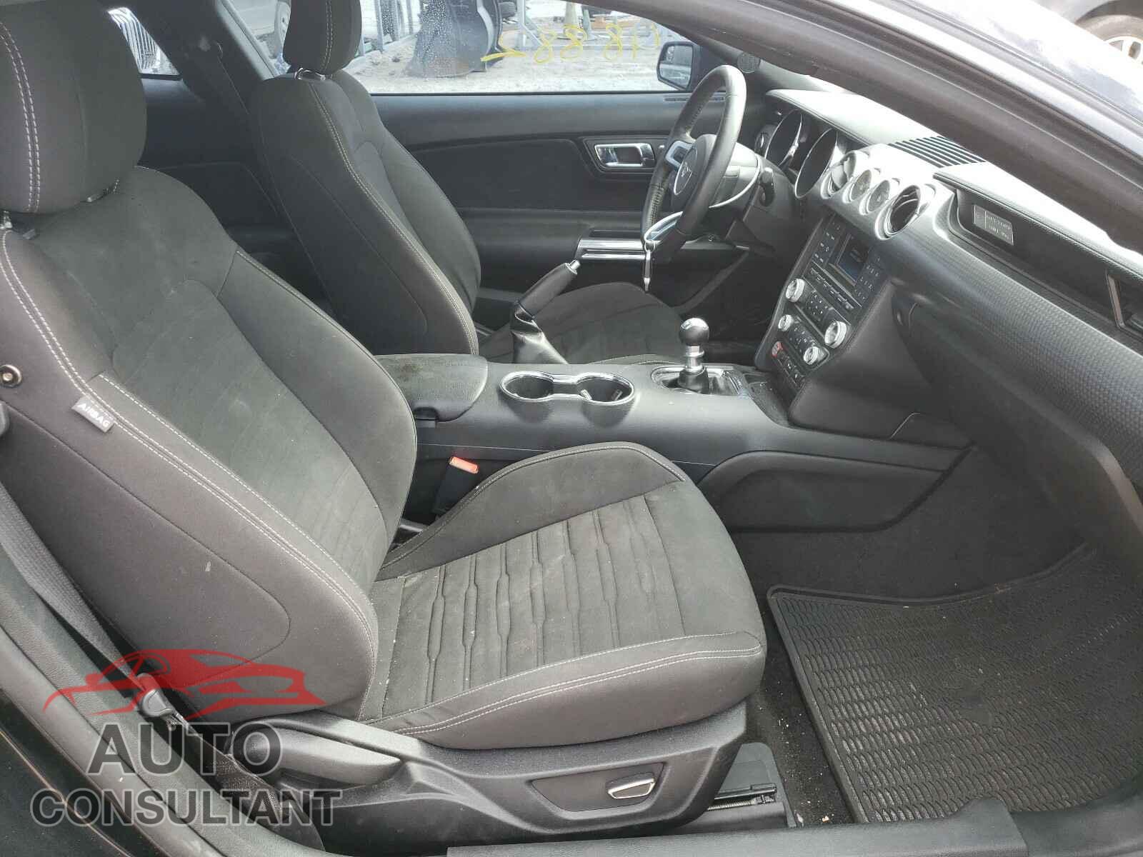 FORD MUSTANG 2017 - 1FA6P8CF2H5270579