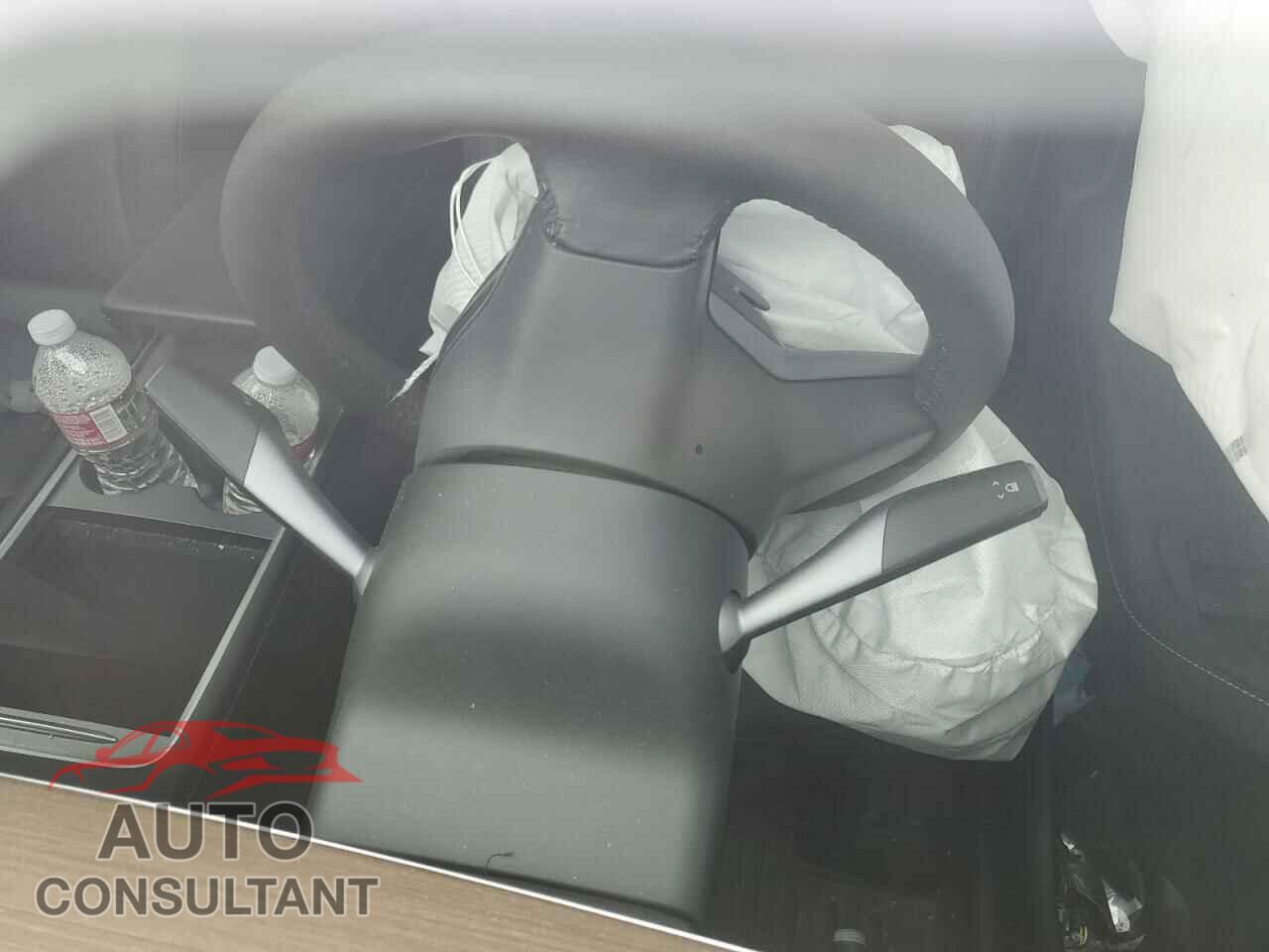 TESLA MODEL Y 2022 - 7SAYGDEE2NF308227