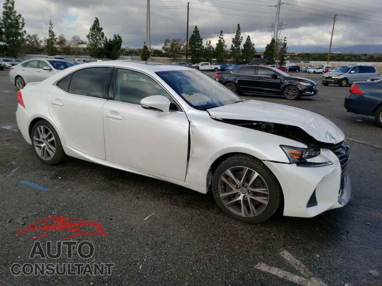 LEXUS IS 2018 - JTHBA1D20J5080331