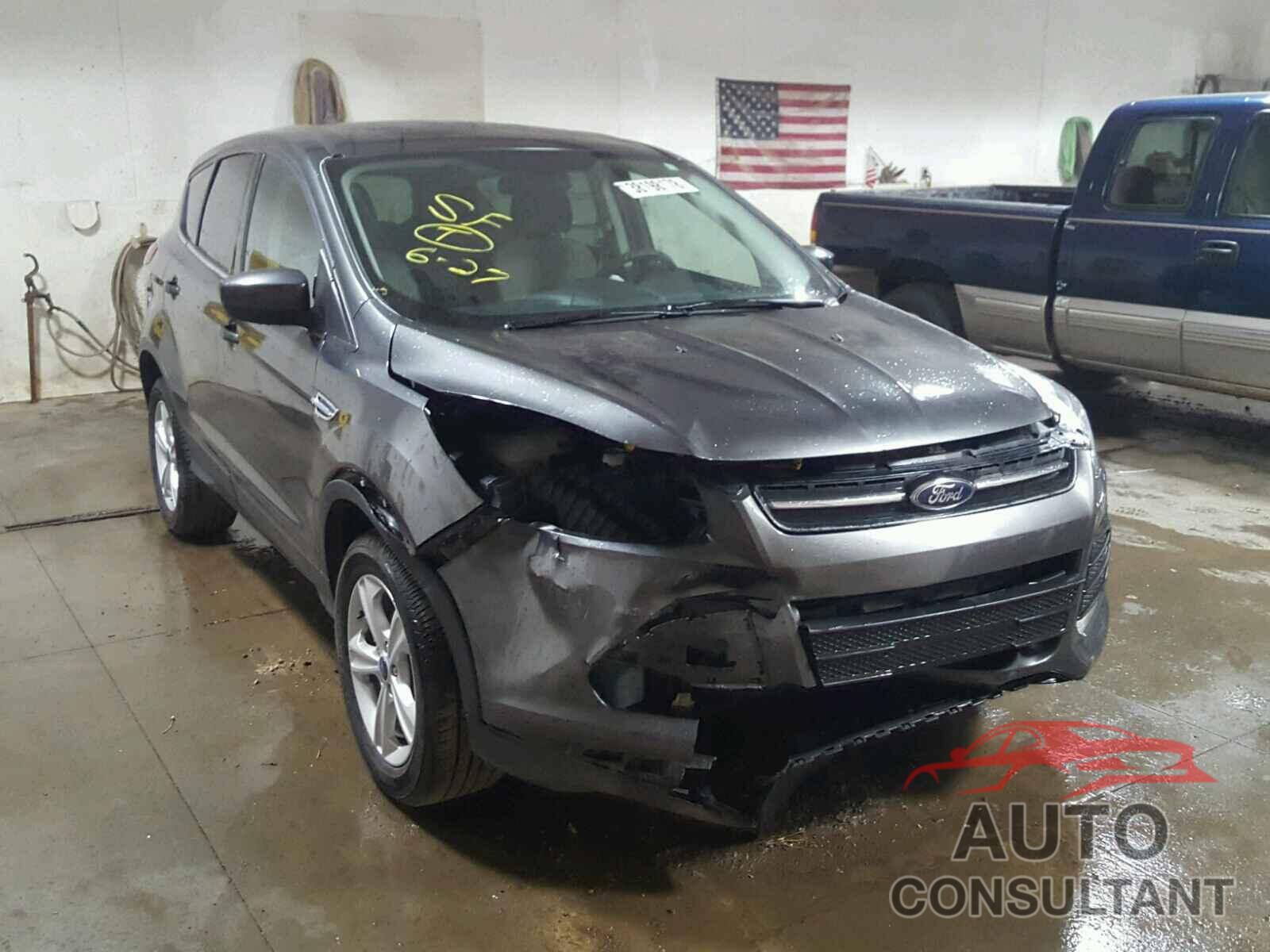 FORD ESCAPE 2015 - 1FMCU9GX4FUB13391