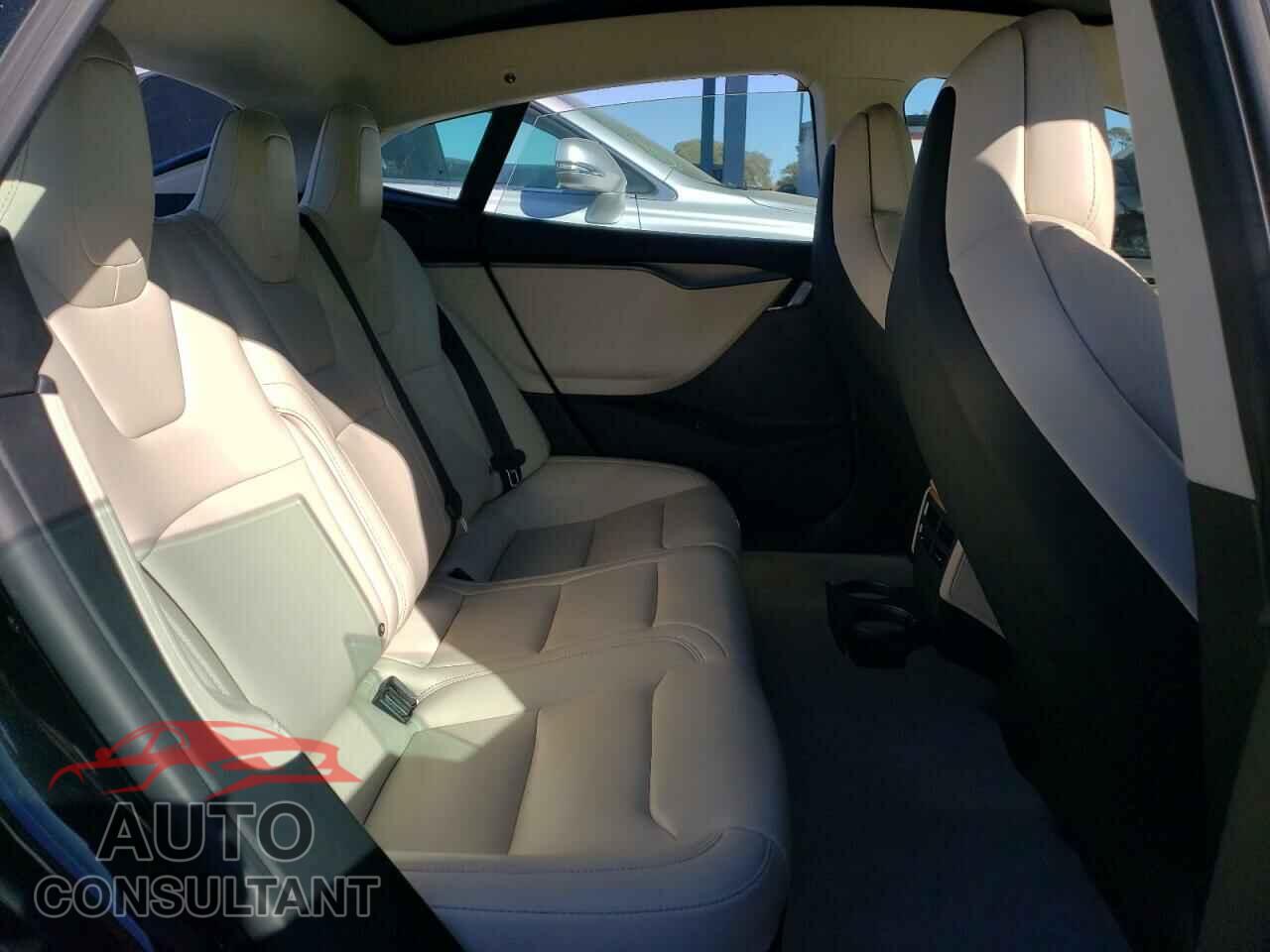 TESLA MODEL S 2019 - 5YJSA1E20KF304651