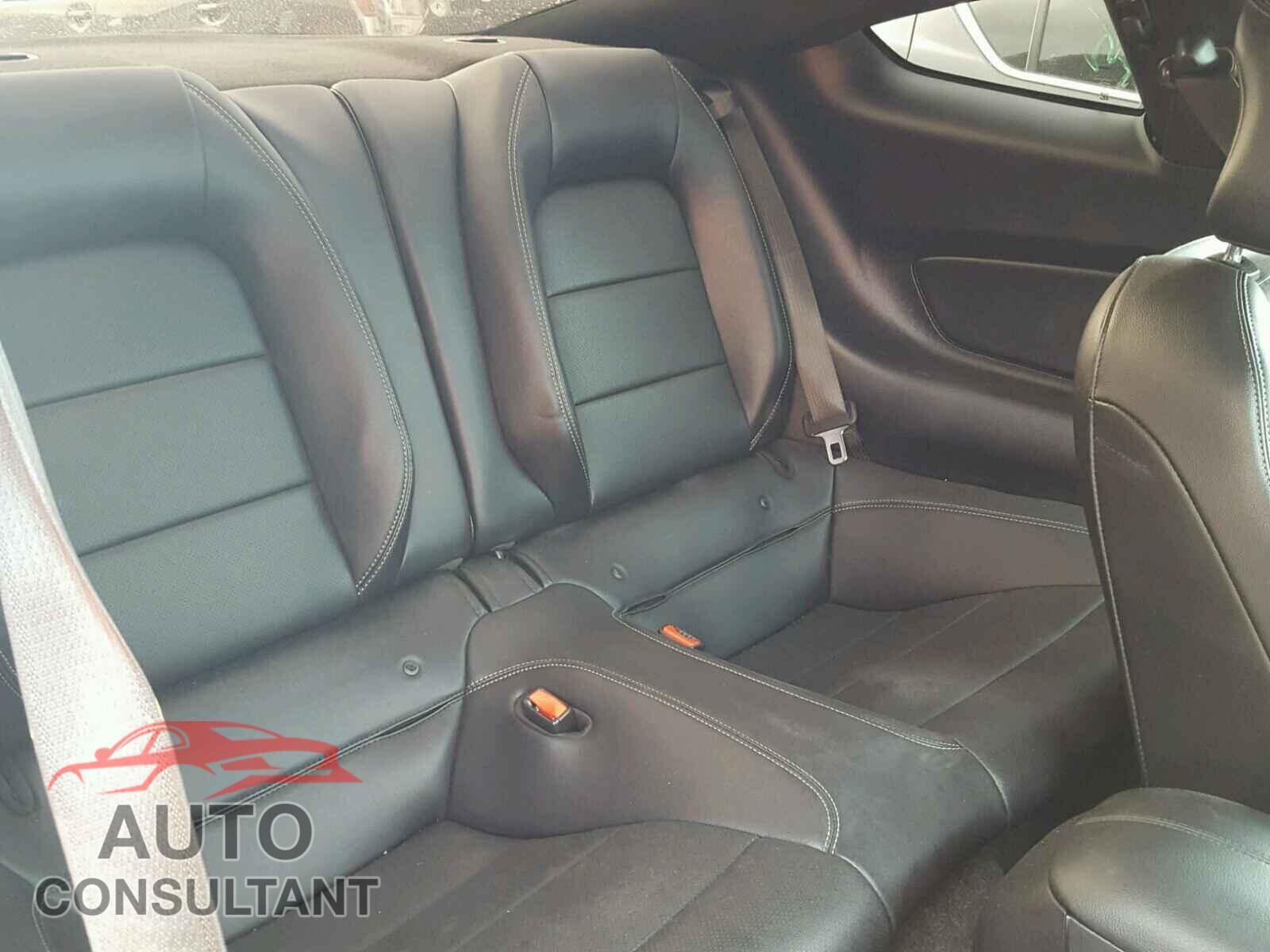 FORD MUSTANG 2017 - 1FA6P8TH0H5241034