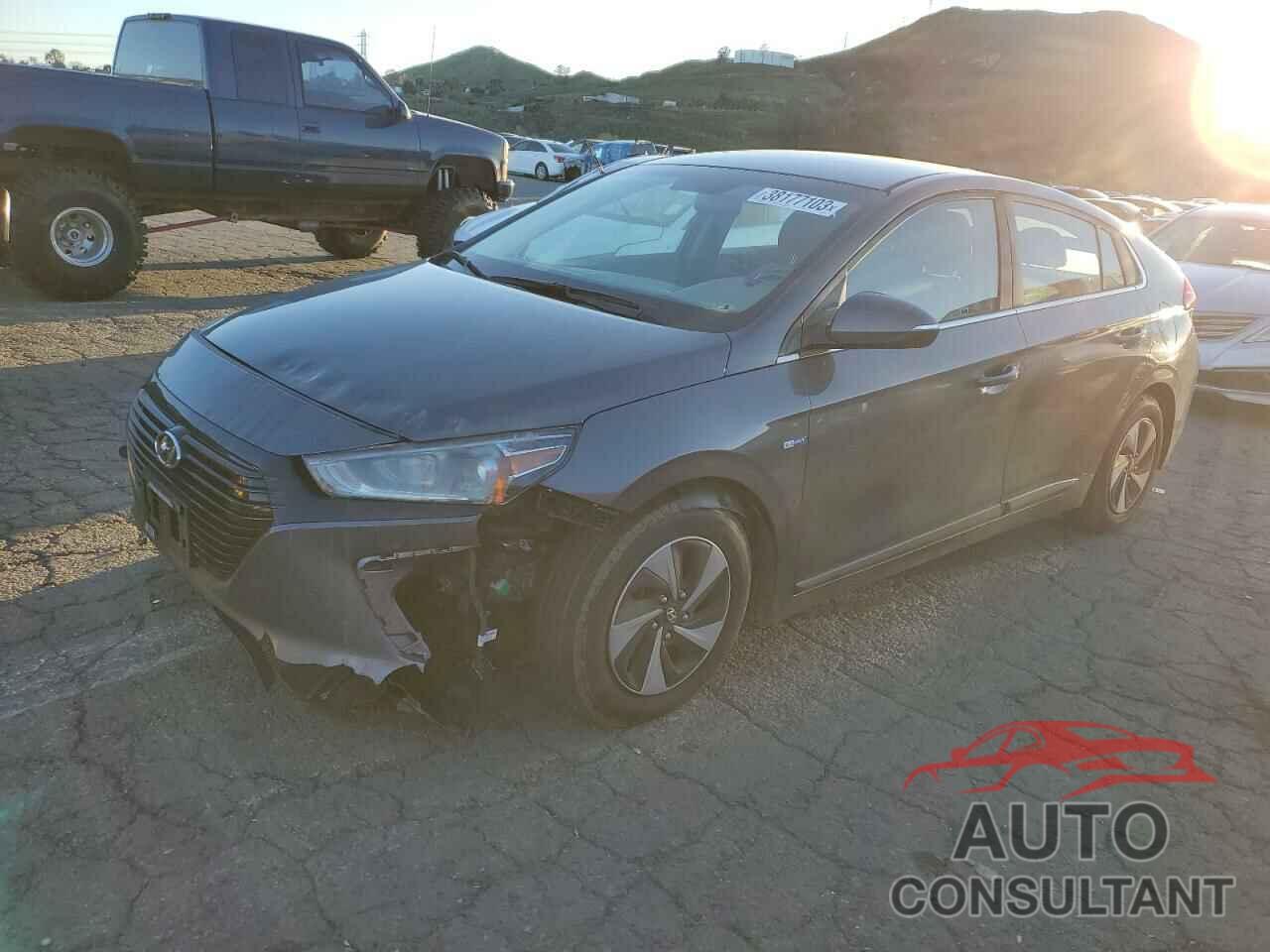 HYUNDAI IONIQ 2017 - KMHC75LC0HU058024