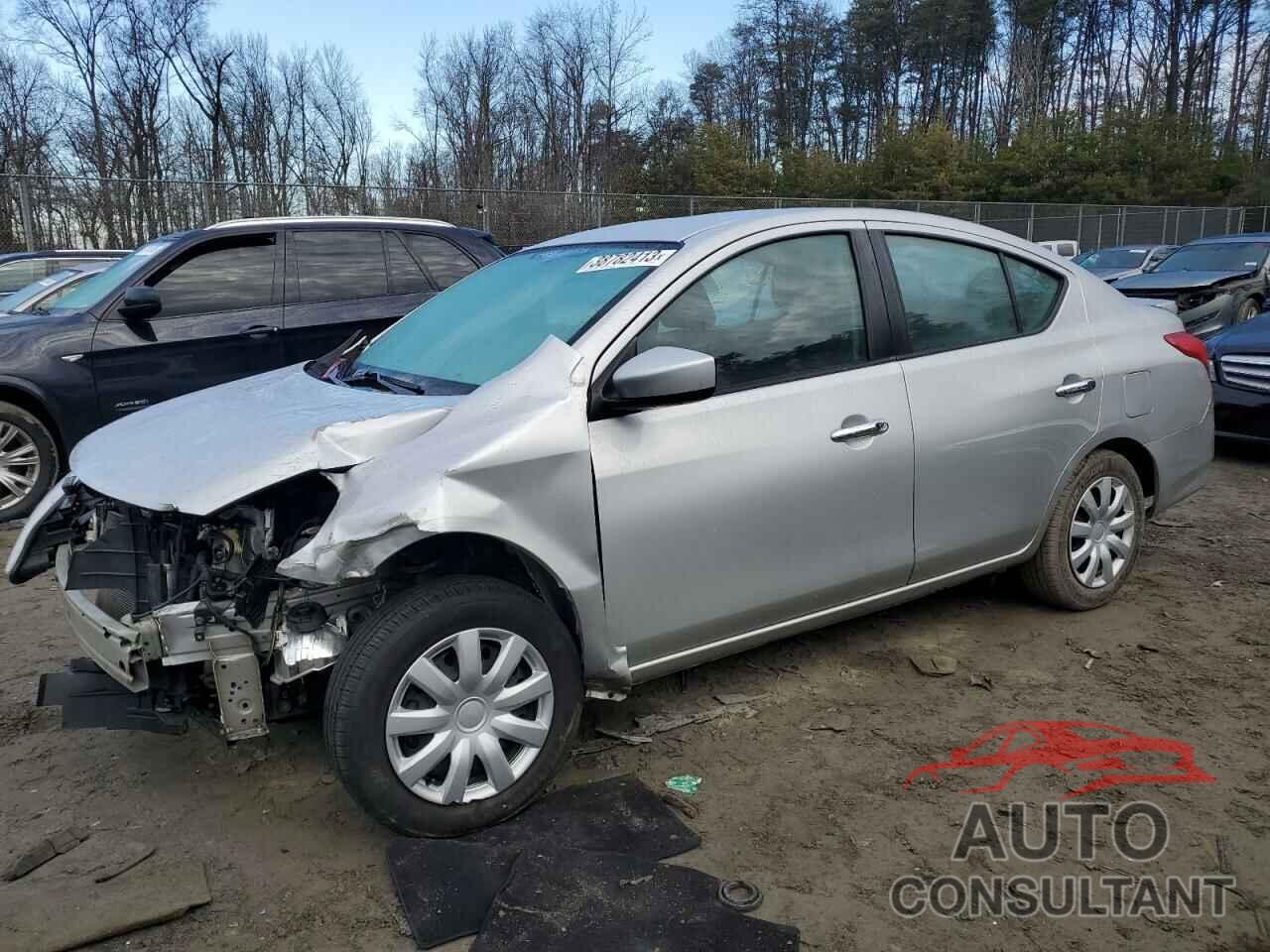 NISSAN VERSA 2019 - 3N1CN7APXKL867157