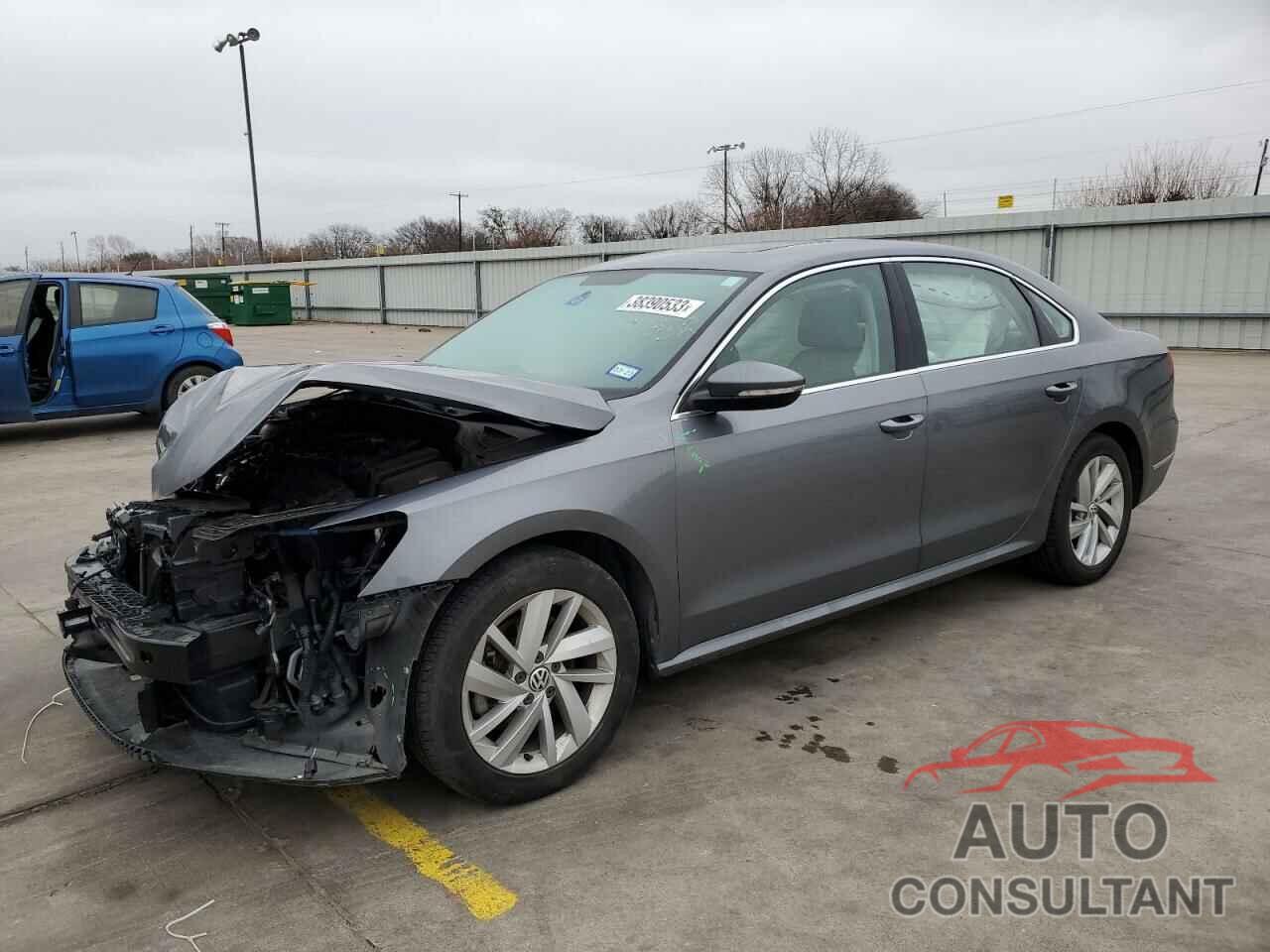 VOLKSWAGEN PASSAT 2018 - 1VWBA7A3XJC047332