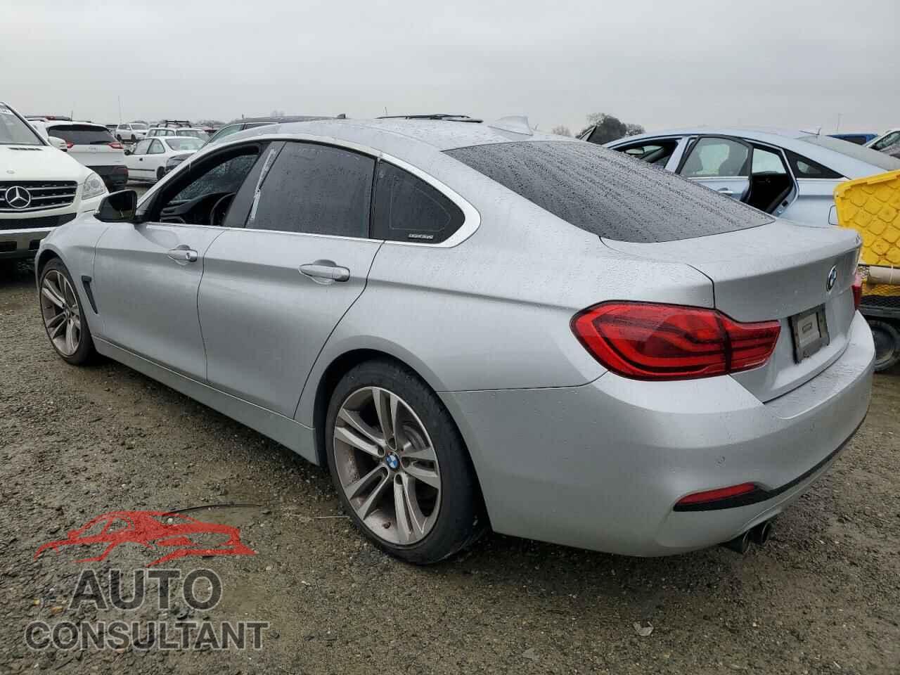 BMW 4 SERIES 2018 - WBA4J1C54JBG77084