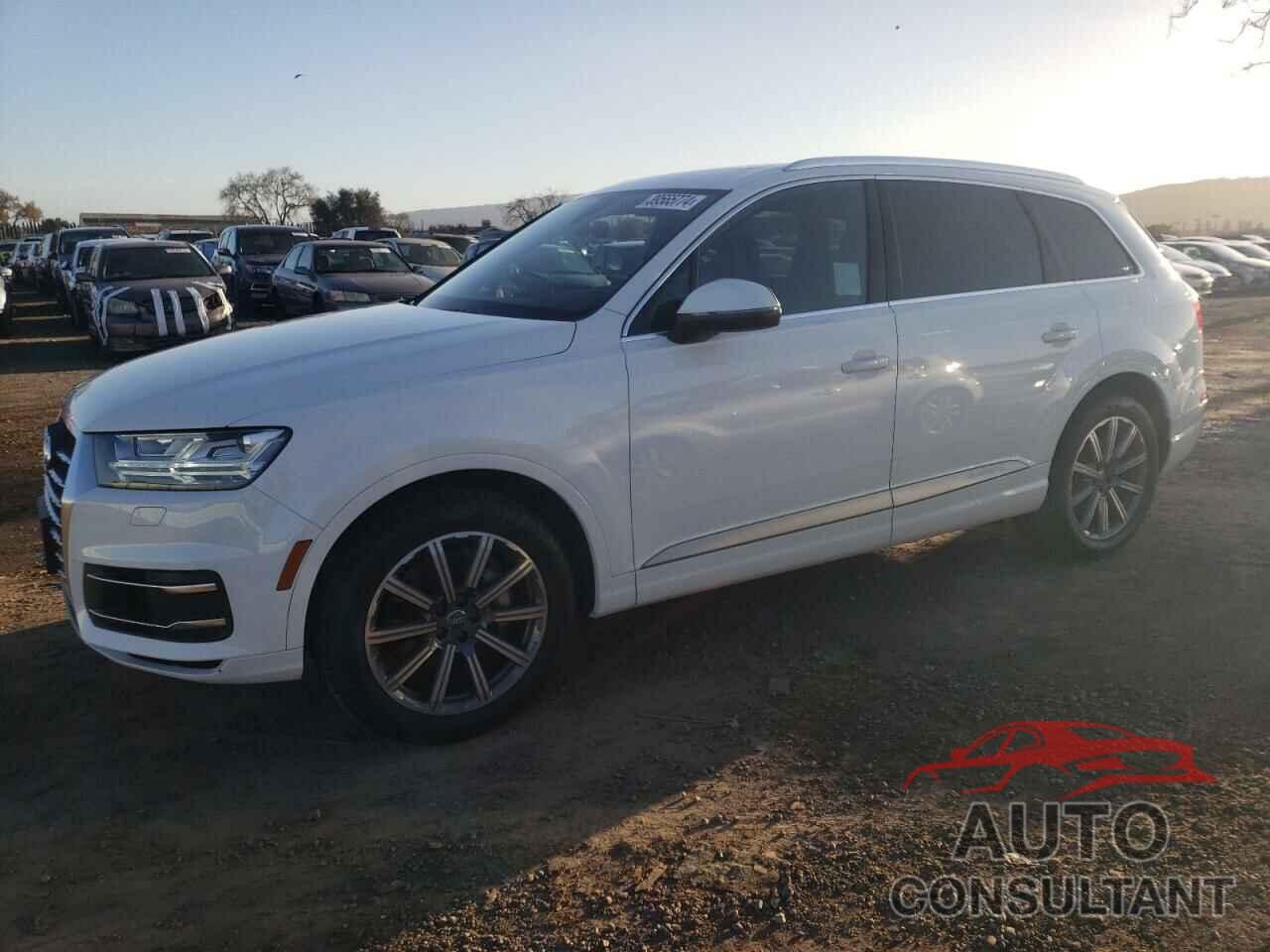 AUDI Q7 2018 - WA1LAAF74JD046861