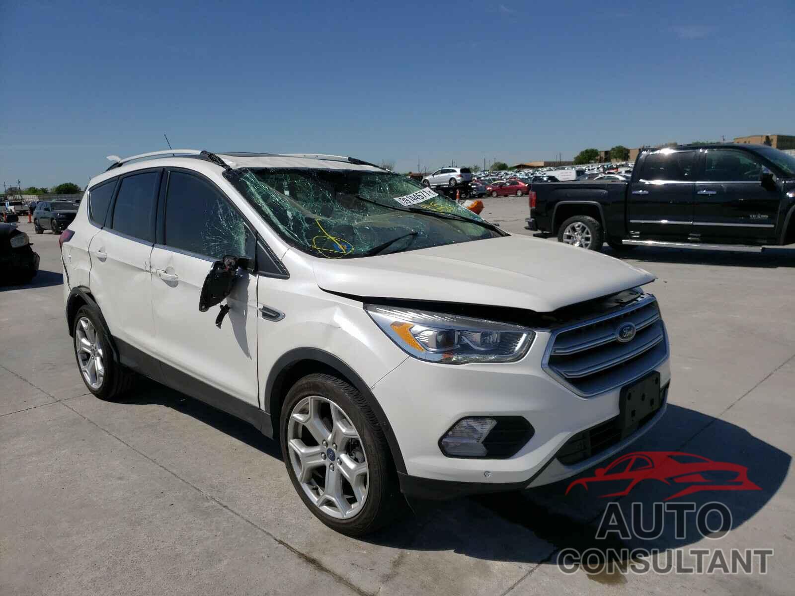 FORD ESCAPE 2019 - 1FMCU0J9XKUA04627