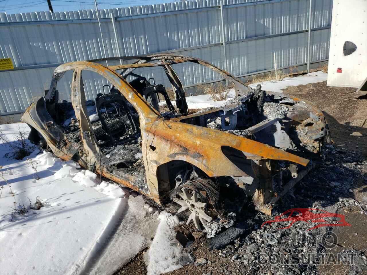 TESLA MODEL 3 2018 - 5YJ3E1EA0JF070333