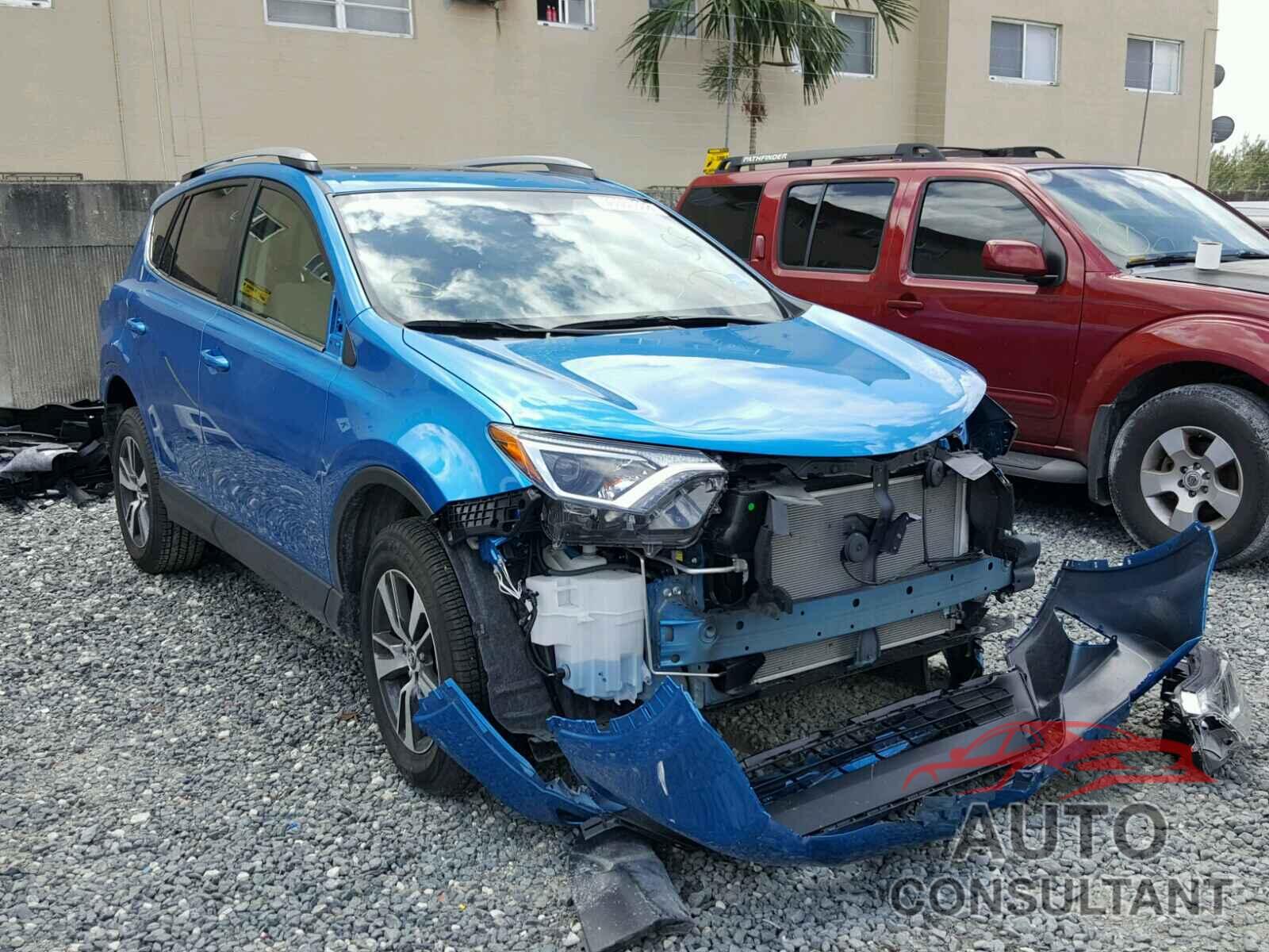 TOYOTA RAV4 2017 - JTMRFREV5HJ705557