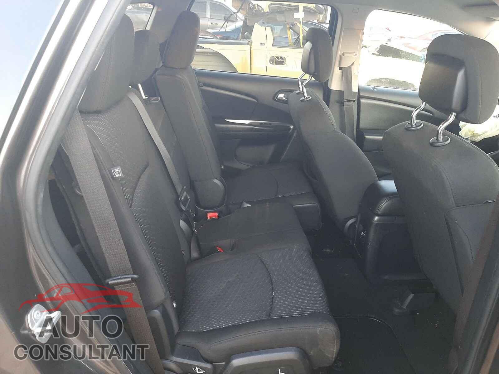 DODGE JOURNEY 2018 - 3C4PDCBBXJT172527