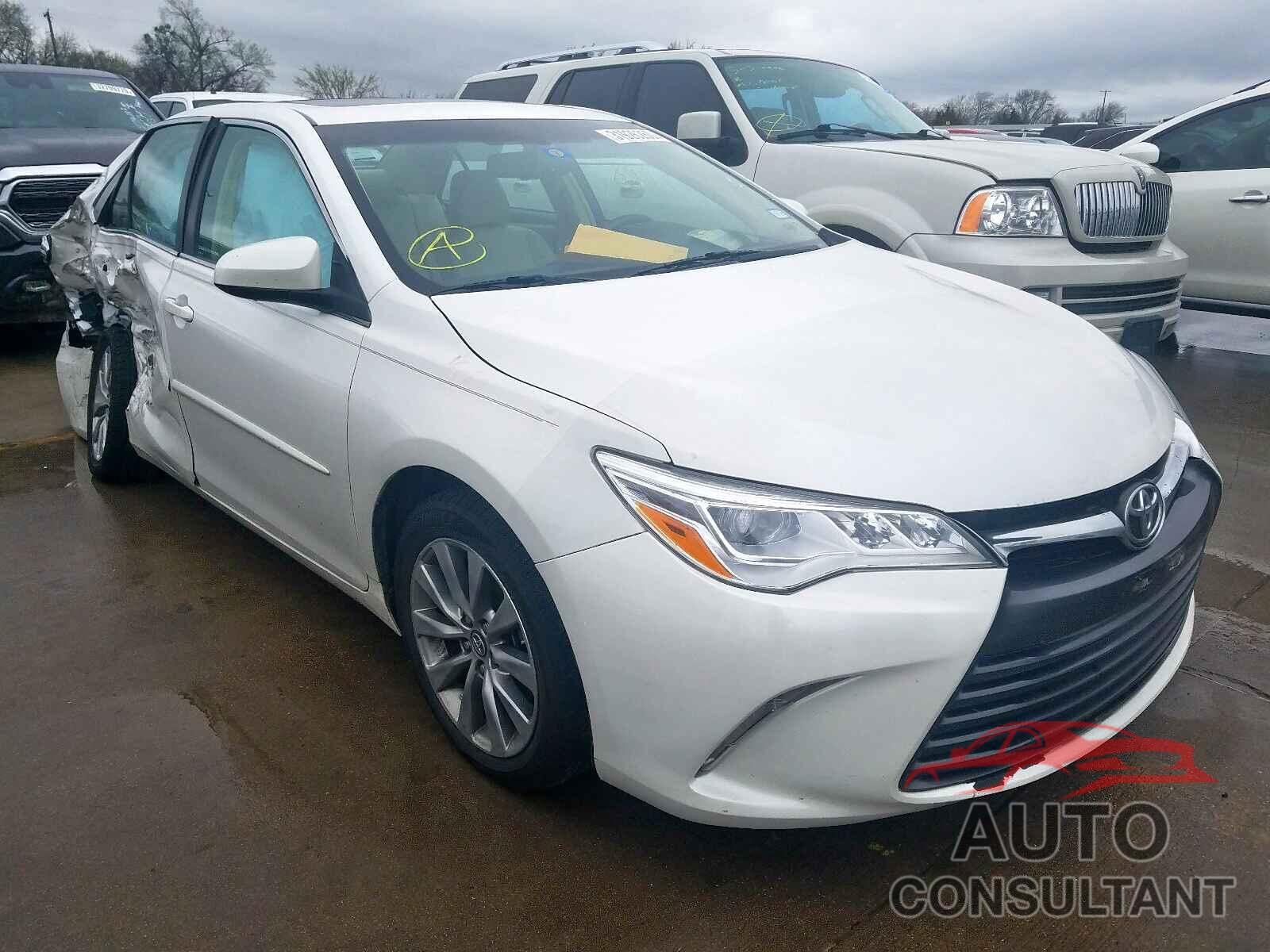 TOYOTA CAMRY 2015 - 3TMDZ5BN6GM002517