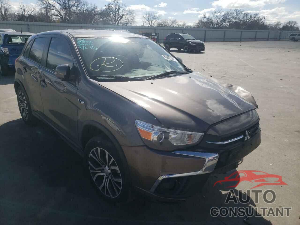 MITSUBISHI OUTLANDER 2018 - JA4AP3AU0JU018540