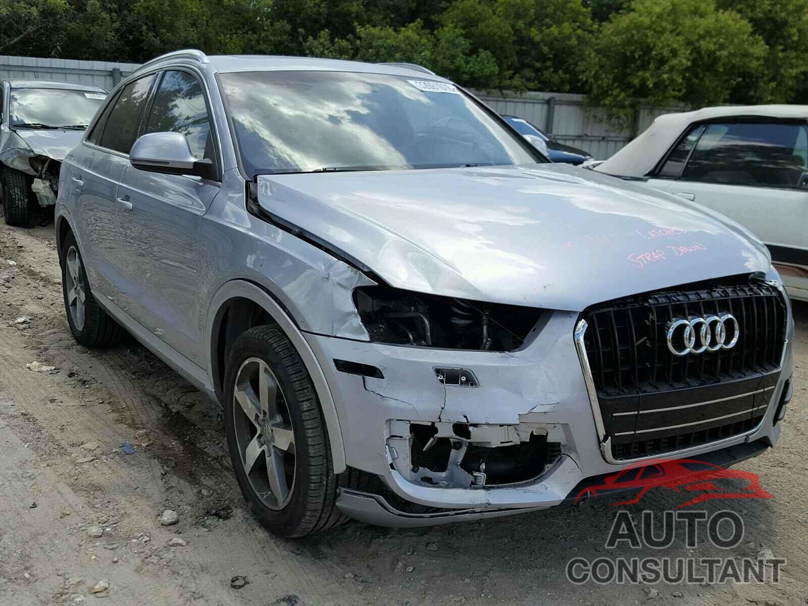 AUDI Q3 2015 - WA1EFCFS9FR013035